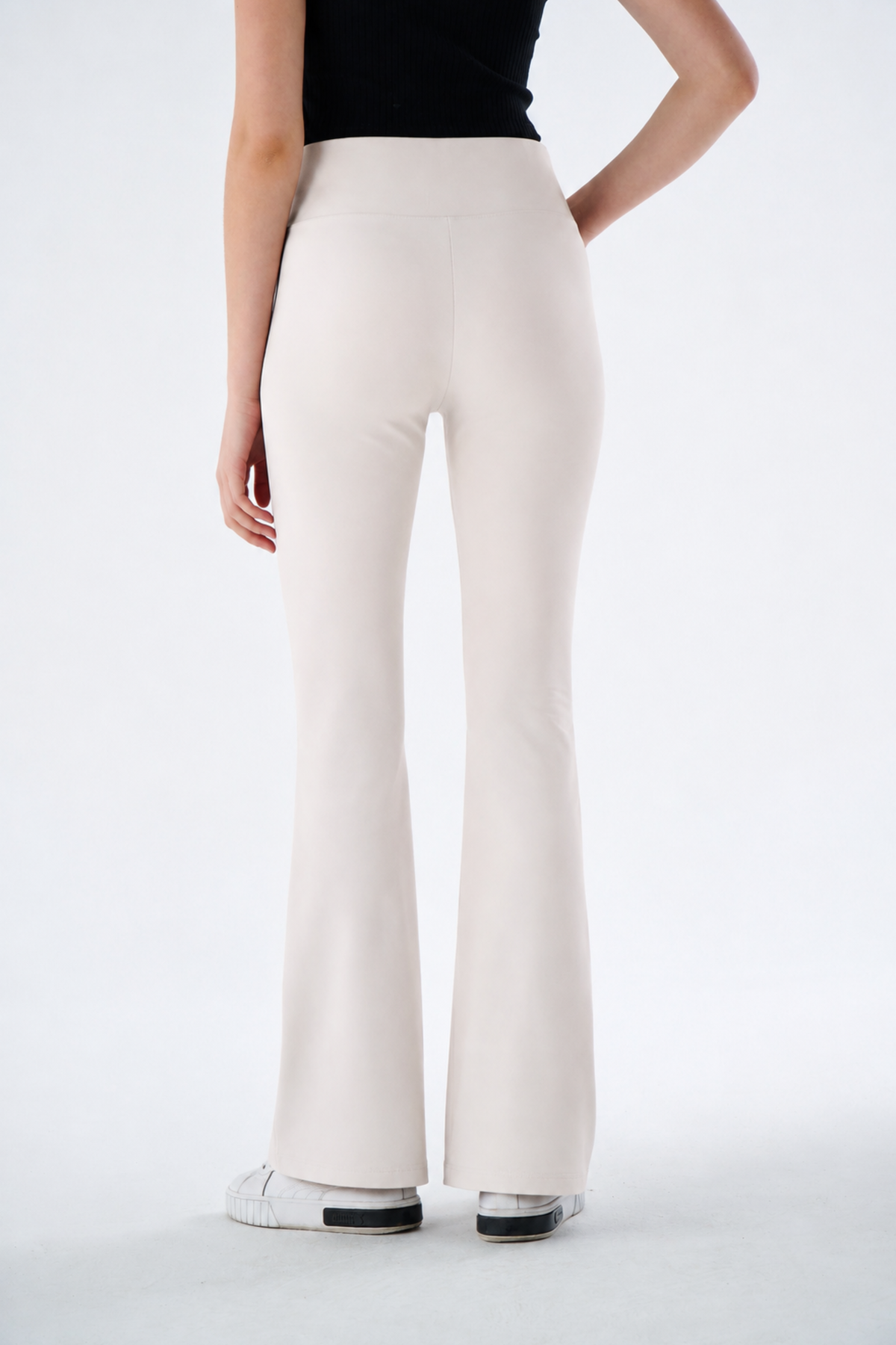 Damen Bootcut Hose aus Baumwollmix mit leichtem Schlag