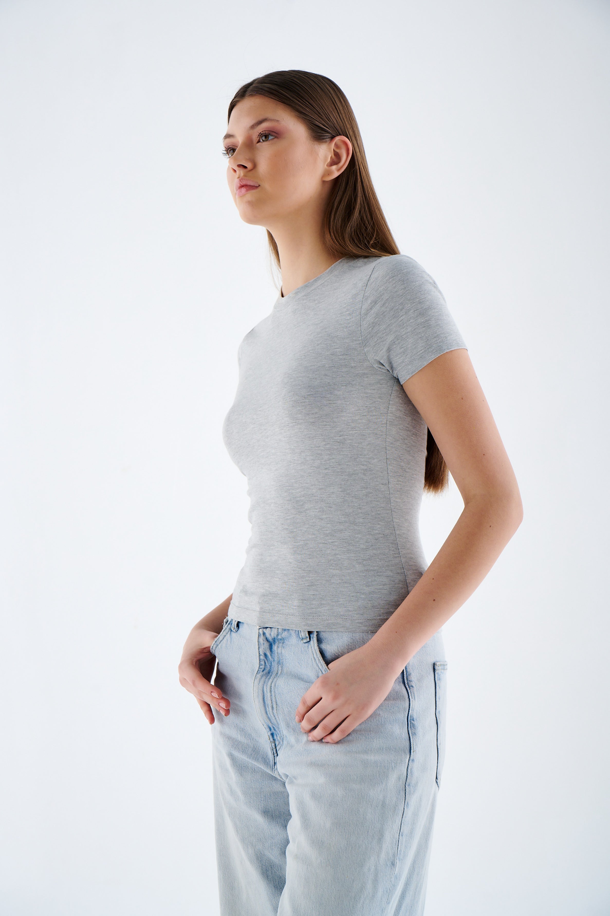 Damen T Shirt - Rundhalsausschnitt - Kurzarm figurbetont für Alltag Büro & Freizeit
