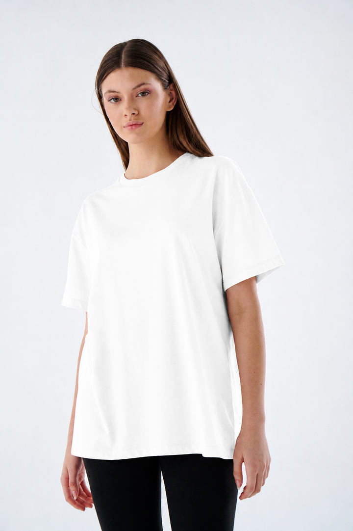 Damen Oversize T-Shirt mit Rundhals aus 100 % Baumwolle